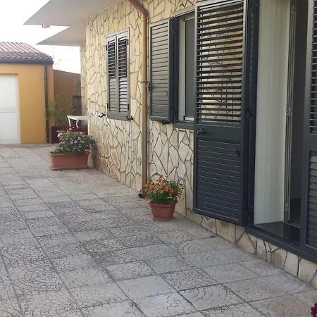 Villetta Mare Romanica Holiday home Calabernardo